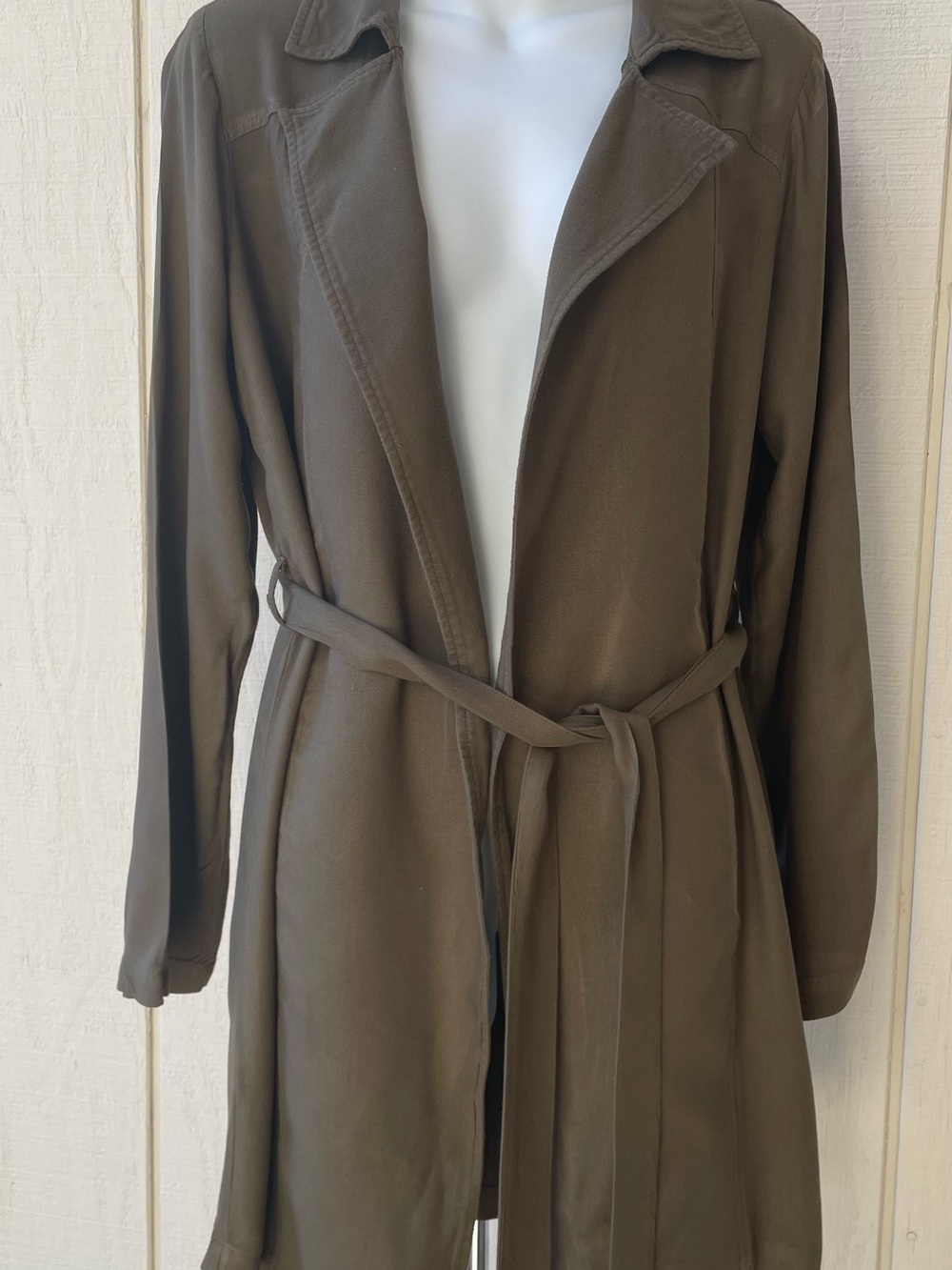Forever 21 size L Khaki Olive Green  Long Shawl-Collar Jacket with Self Tie
